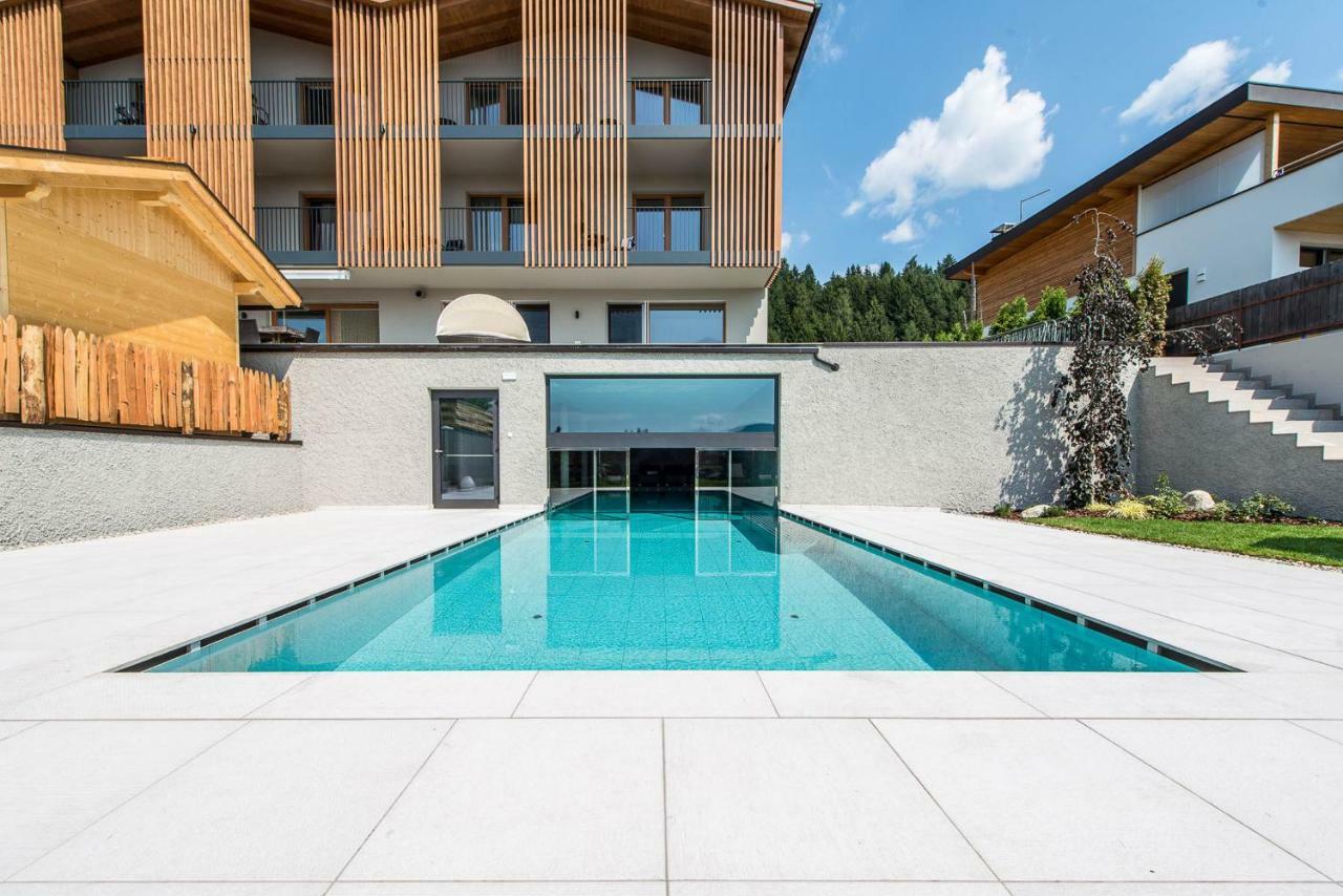 Hotel Sonnenheim Chienes Exterior foto